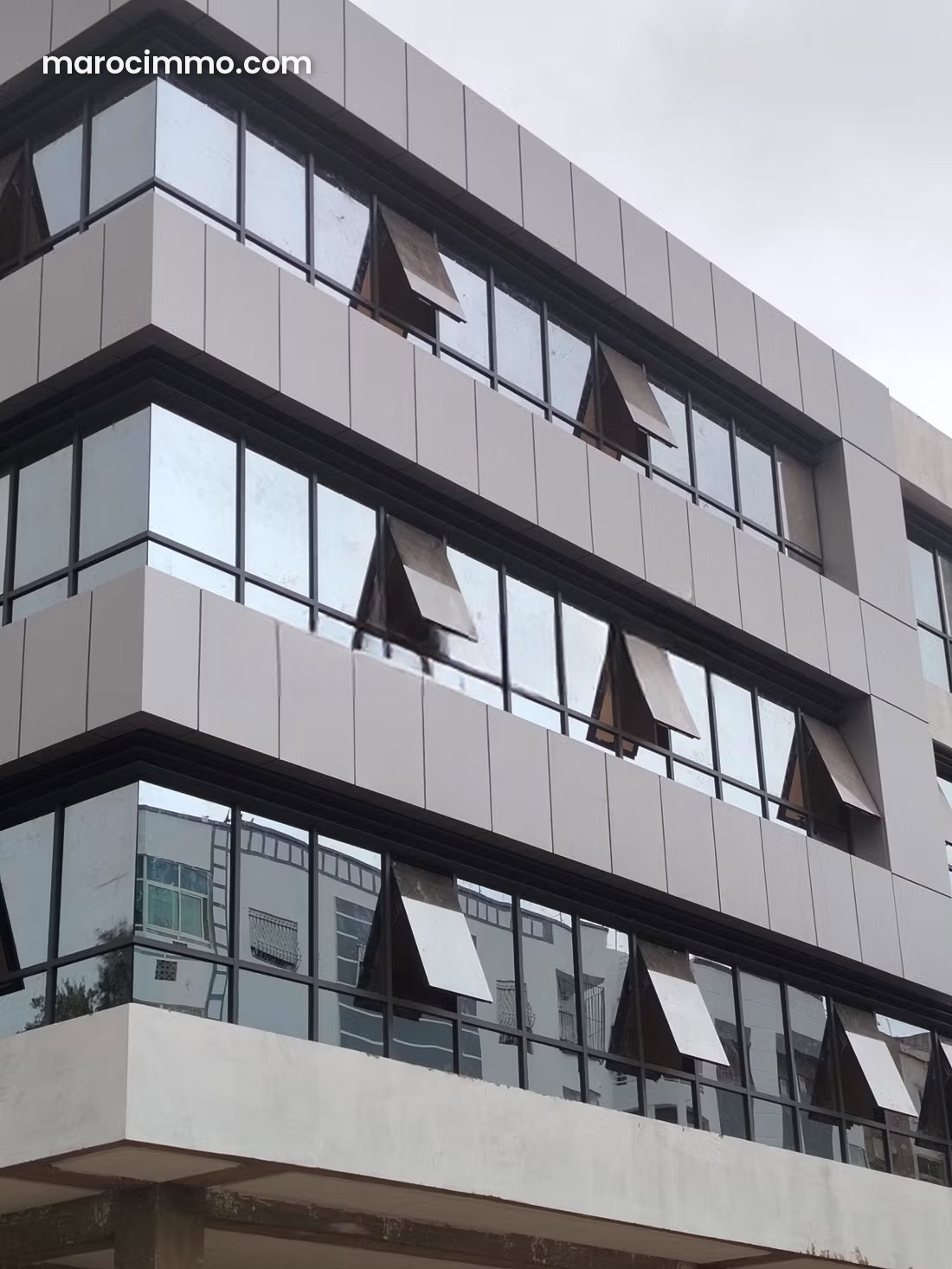 High-Standard 97 sqm Office, Riad Oulad Mtaa, Temara — Temara