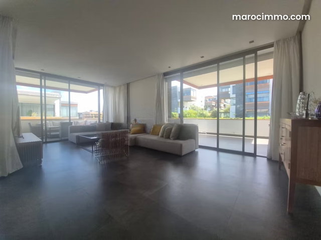 Sell 224 sqm Apartment in Vert Marine — 3