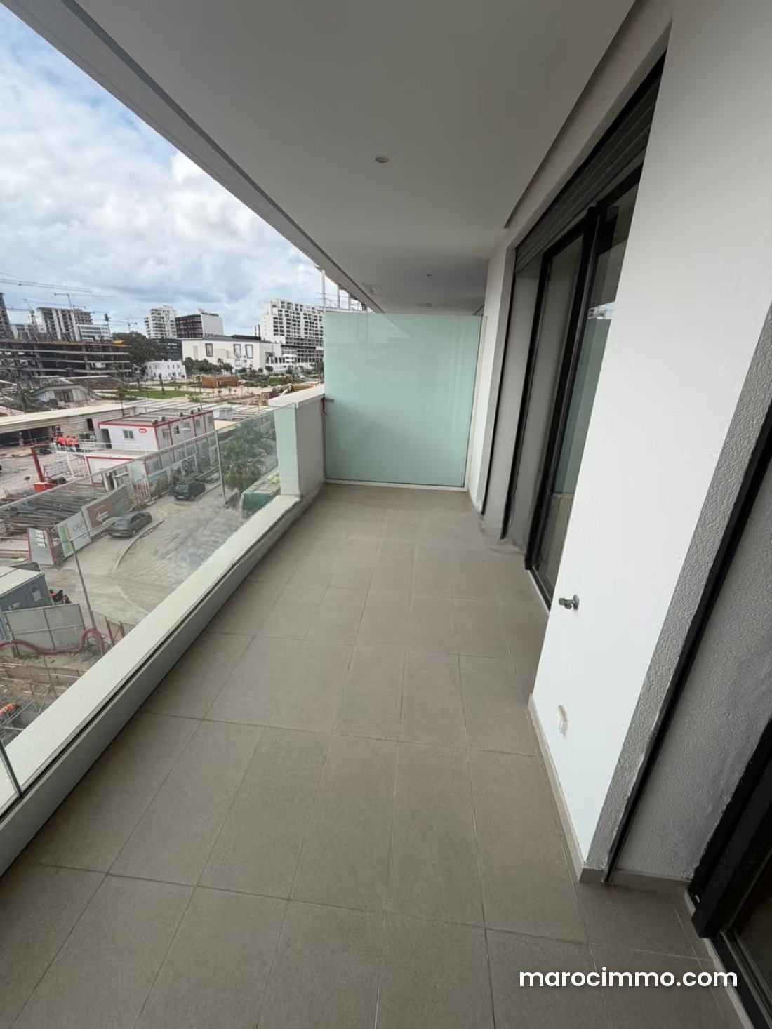 Brand-New Studio with Terrace for Sale in Casablanca Finance City — Casablanca