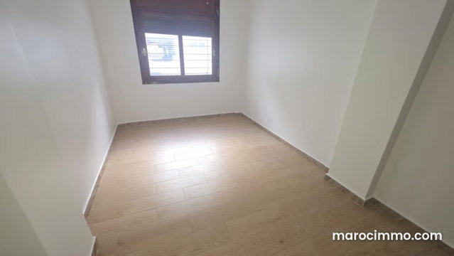 Appartement à usage de bureau à louer à l'agdal — 2