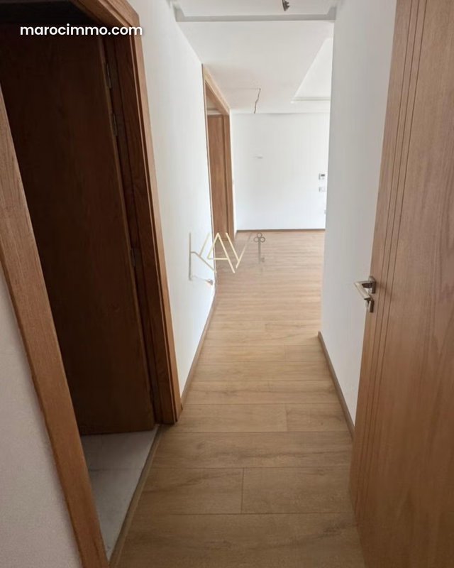 Appartement à vendre – 3 chambres près de la plage avec parking — 2
