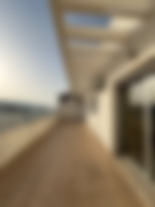 شقة مشرقة بترّاس للكراء بحي إيبرية طنجة — 2