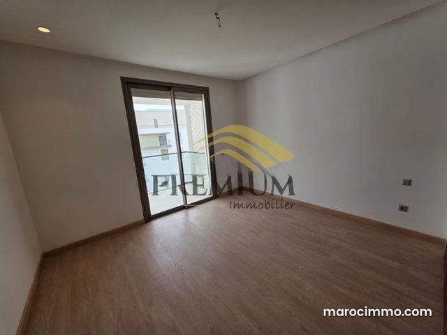 Appartement neuf avec terrasse — 3