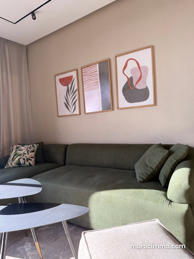 Superbe appartement à louer à Bourgogne Ouest. 1 Pièce. Avec ascenseur et terrasse — 2