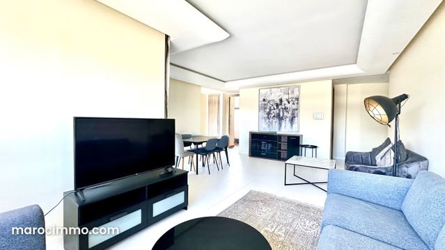 Beautiful 3-bedroom apartment for rent in Racine. Fully furnished. — Casablanca