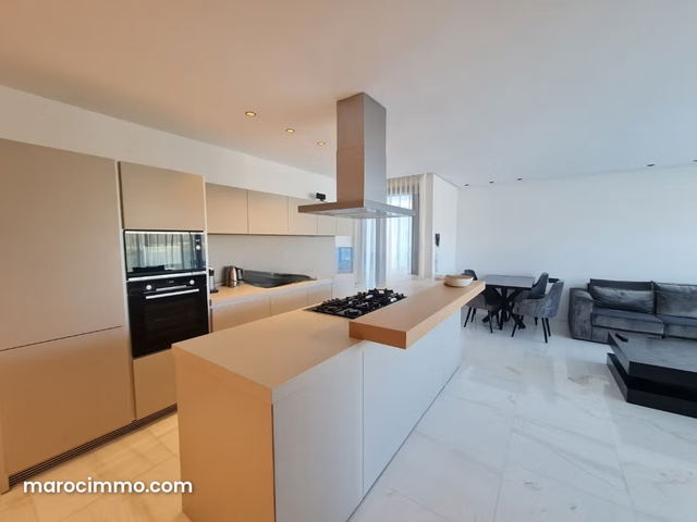 Appartement meublé à malabata hills — Tanger