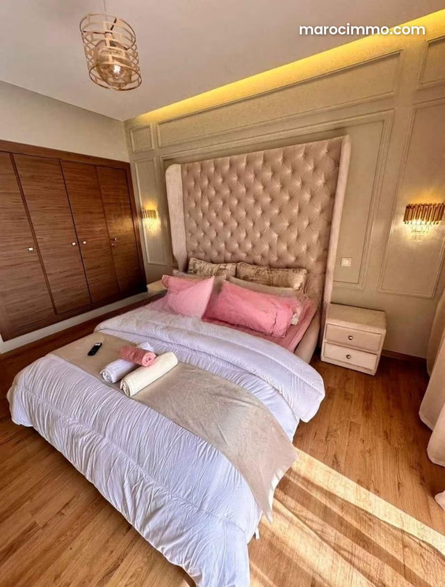 Bel appartement à vendre à Route Casablanca. 1 belle chambre. Bien meublé — 3