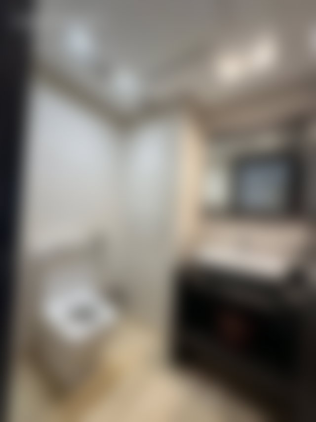 One-Bedroom Apartment in Casablanca's Golden Triangle — 5