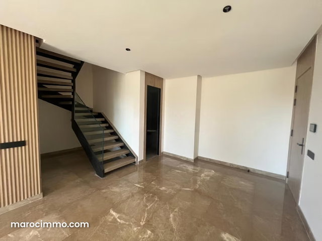 À louer Duplex neuf 134 m² L’orangeraie Rabat — 3