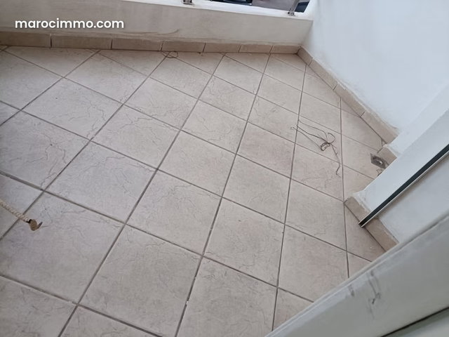 Très bel appart 3p vide à agdal — 4
