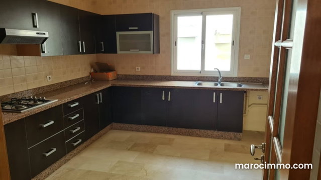 Bright and Spacious Apartment for Rent in Palmiers — 4