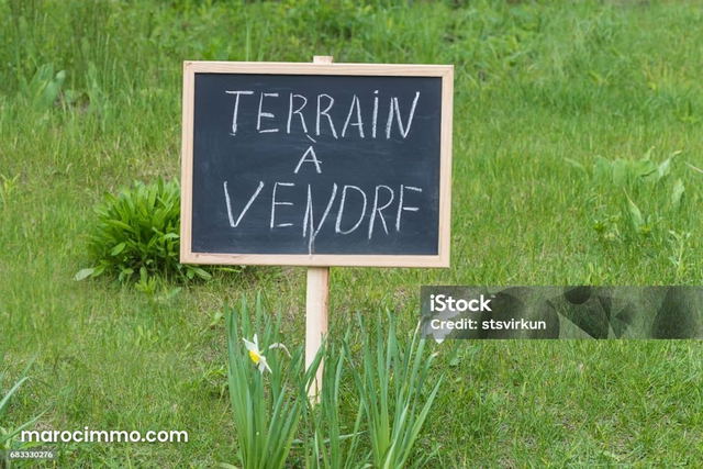 Terrain à vendre zone immeuble — Rabat