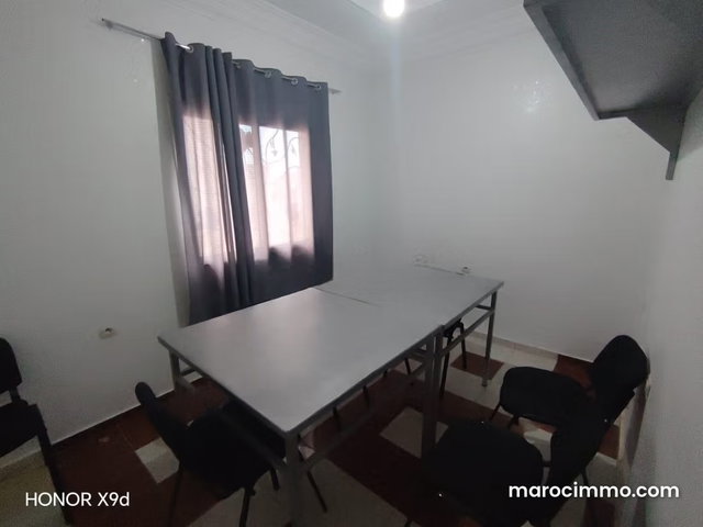 Bureau non equipe hay tarik bernoussi — 2