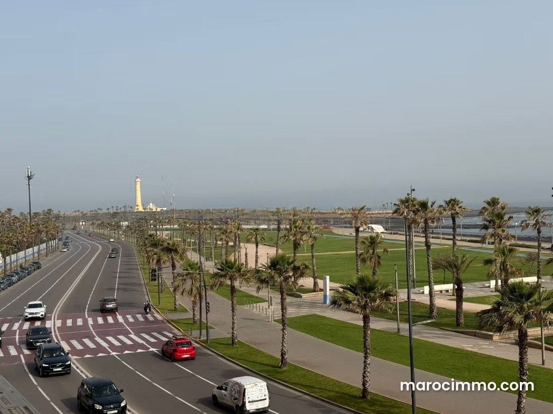 شقة فاخرة بإطلالة على المحيط في بوركون الدار البيضاء — الدار البيضاء