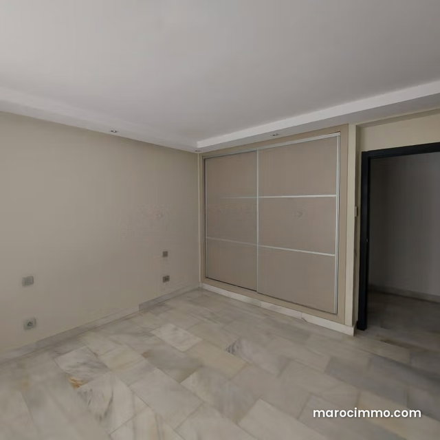 Bourgogne ouest location appartement 3chambres terrasse vue s sur mer — 3
