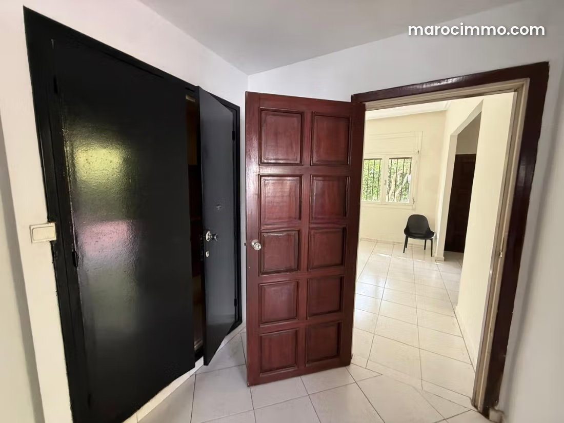 500 m² Villa for Rent, Oasis, Casablanca, Garden and Terrace — Casablanca