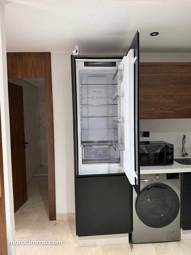 Modern Studio for Rent – Les Princesses — 5