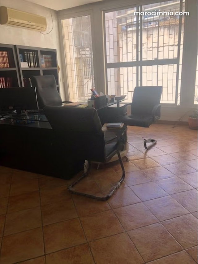 140 M2 Office Space Available in Mersultan Quarter Immediately — 4