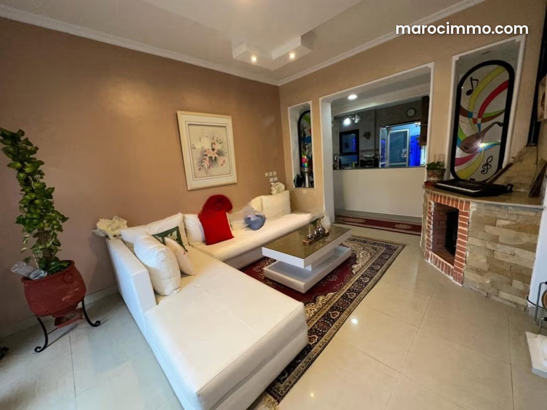 160 m² Apartment, 3 Bedrooms, Central Tangier with Terrace — Tangier