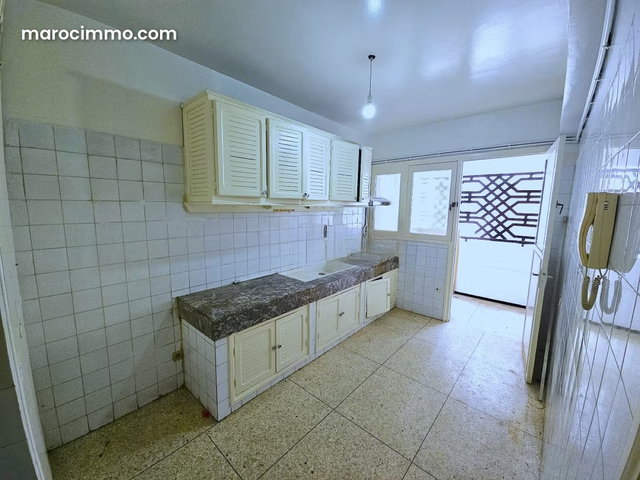 Very Spacious 3-Bedroom Apartment in Agdal — 2