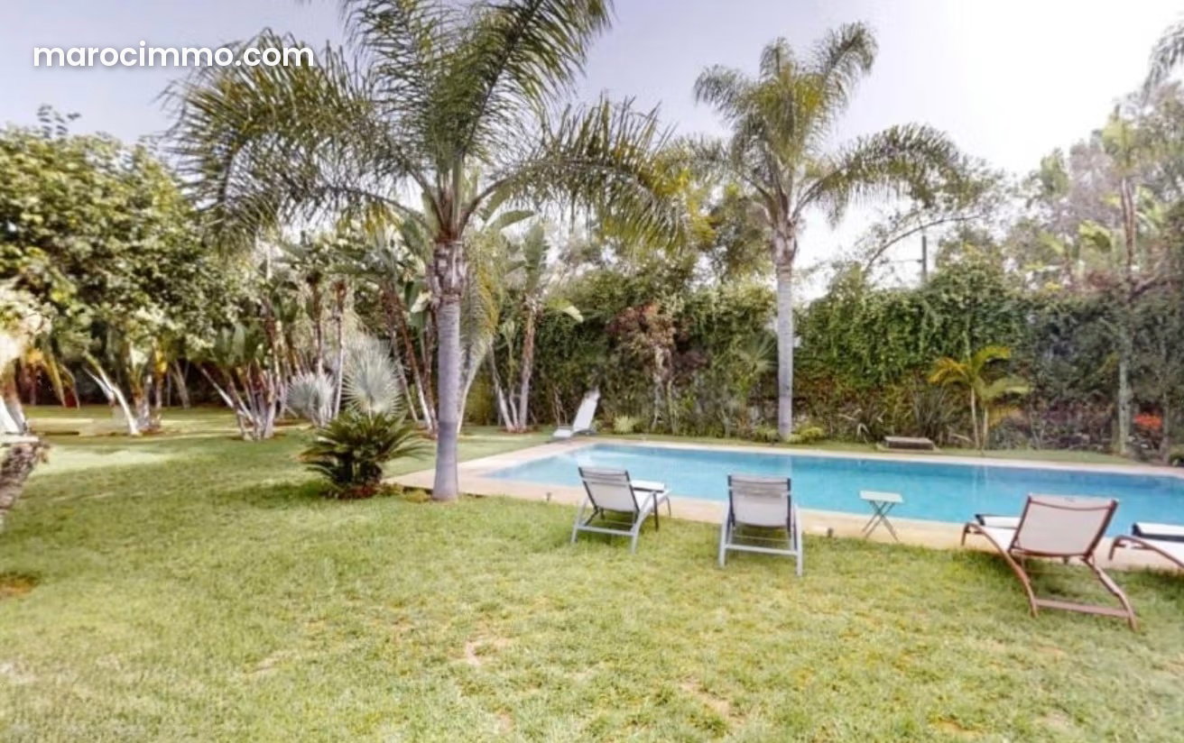 500 m² Villa with Swimming Pool, Anfa Supérieur, Casablanca — Casablanca