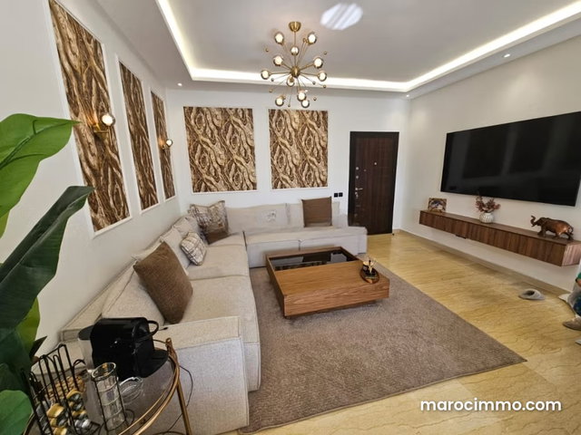Appartement haut standing vue dégagée ensoleillé 98m2 à Roches noires — 2