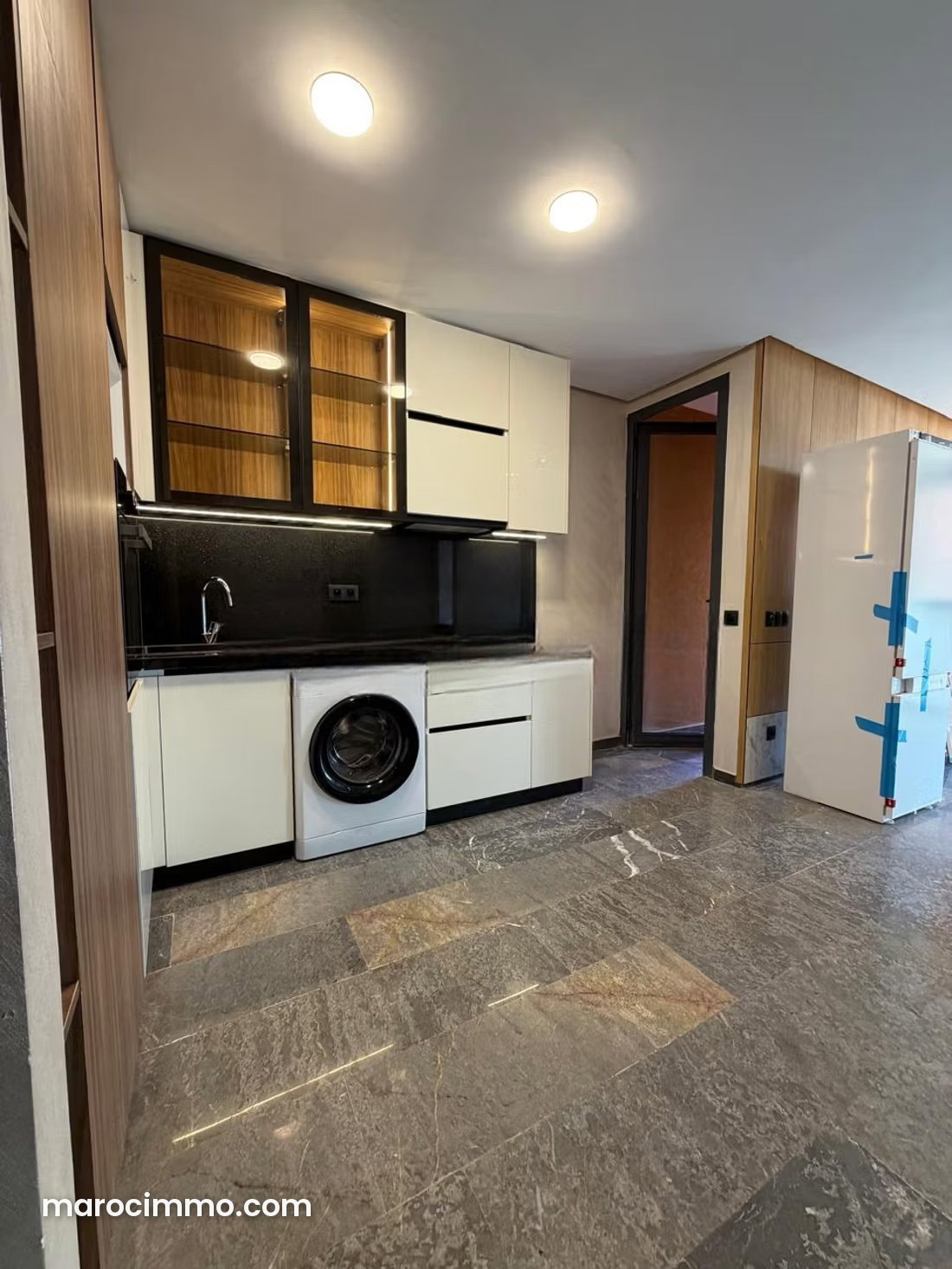 Furnished 2-Bedroom Apartment with Parking, Gueliz, Marrakech — Marrakesh