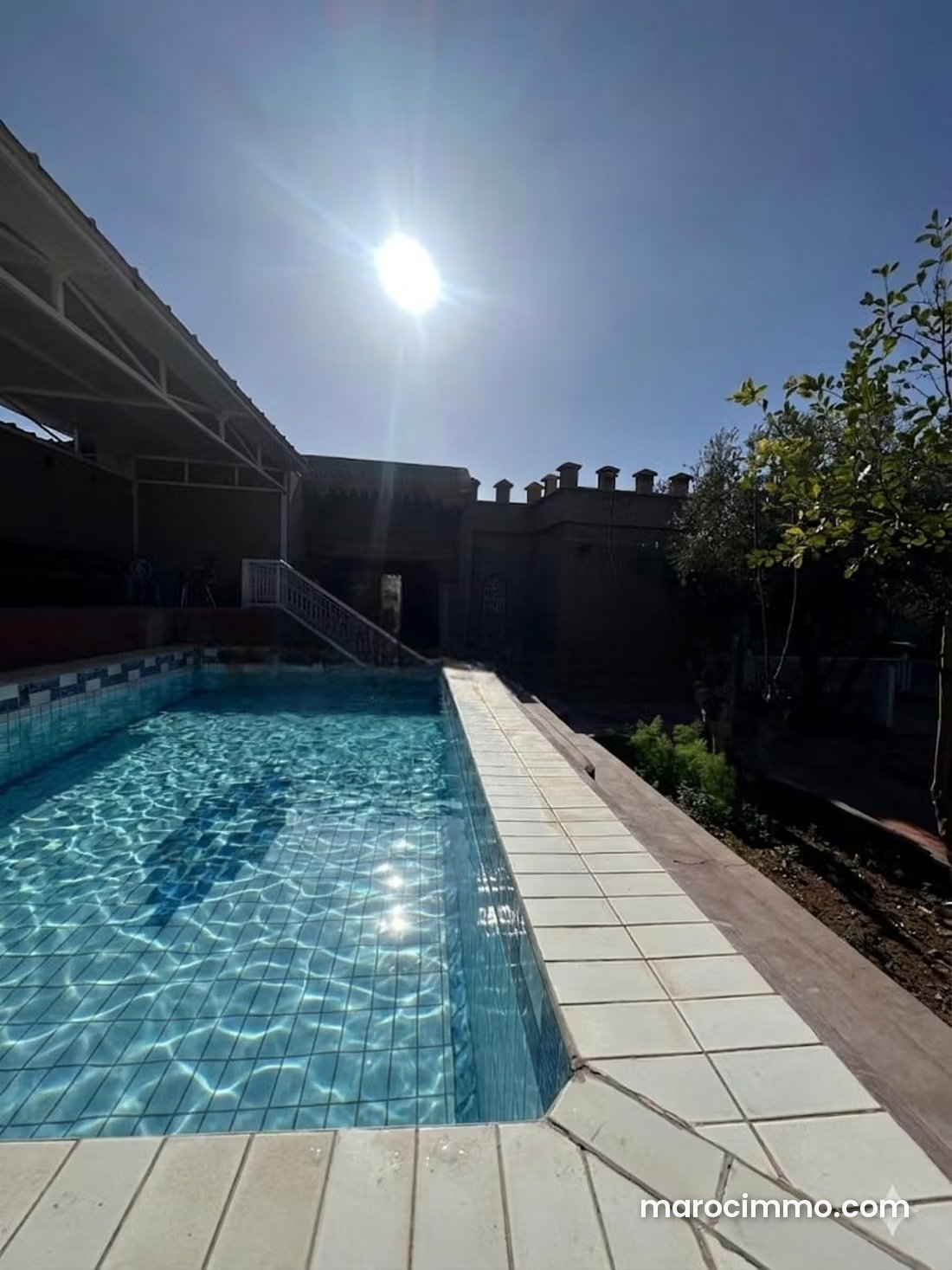 Villa avec piscine et terrain de 3300 m² à vendre, Route de Safi — Marrakech