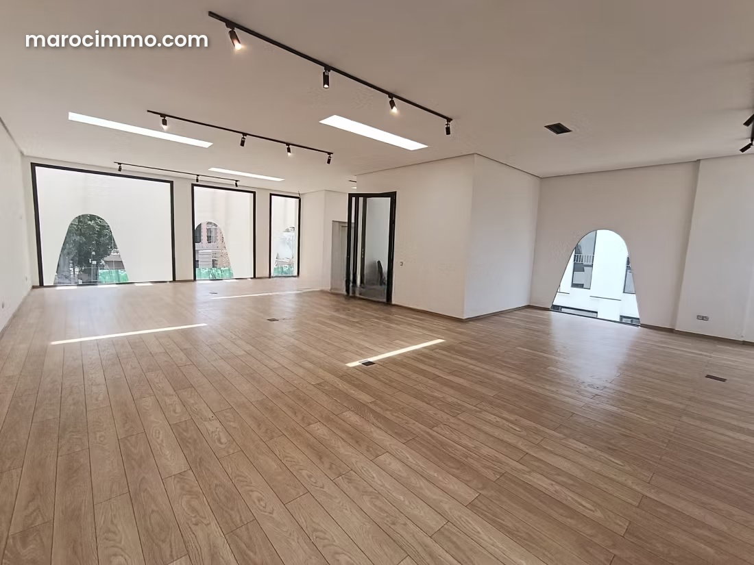 152 m² Commercial Premises, CIL Casablanca, Bright Open-Plan Space — Casablanca
