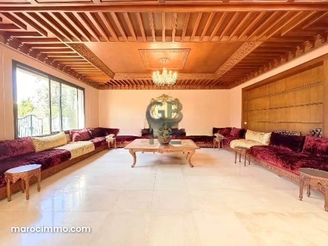 2,000 m² Villa with Pool and Garden, Souissi, Rabat — Rabat