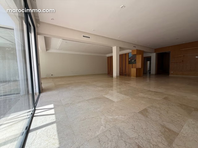 Élégante villa vide à Bouskoura Ville Verte — 3