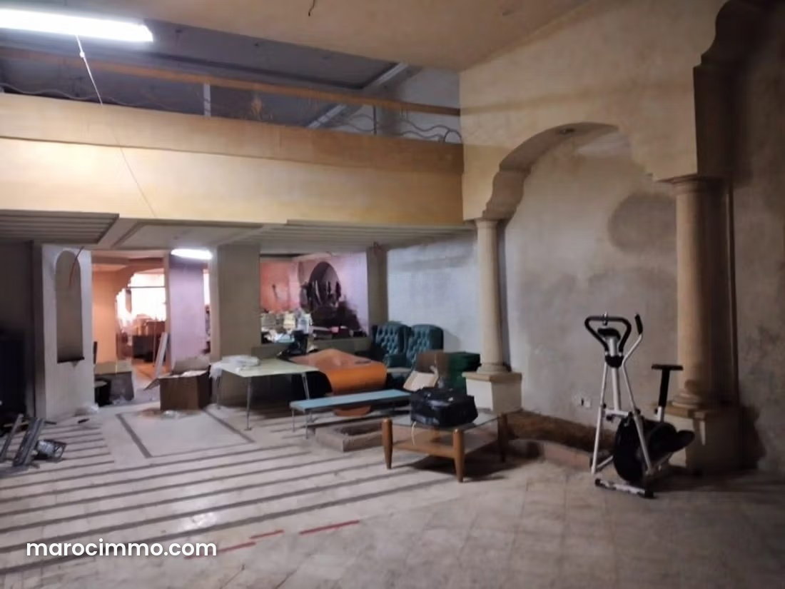345 sqm retail space in Racine, Casablanca for lease — Casablanca