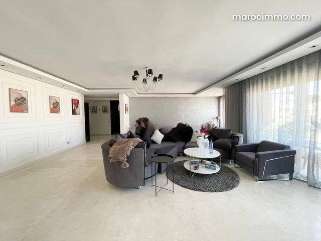 Très bel appartement en location à Gauthier. 3 belles chambres. Meublé — 2