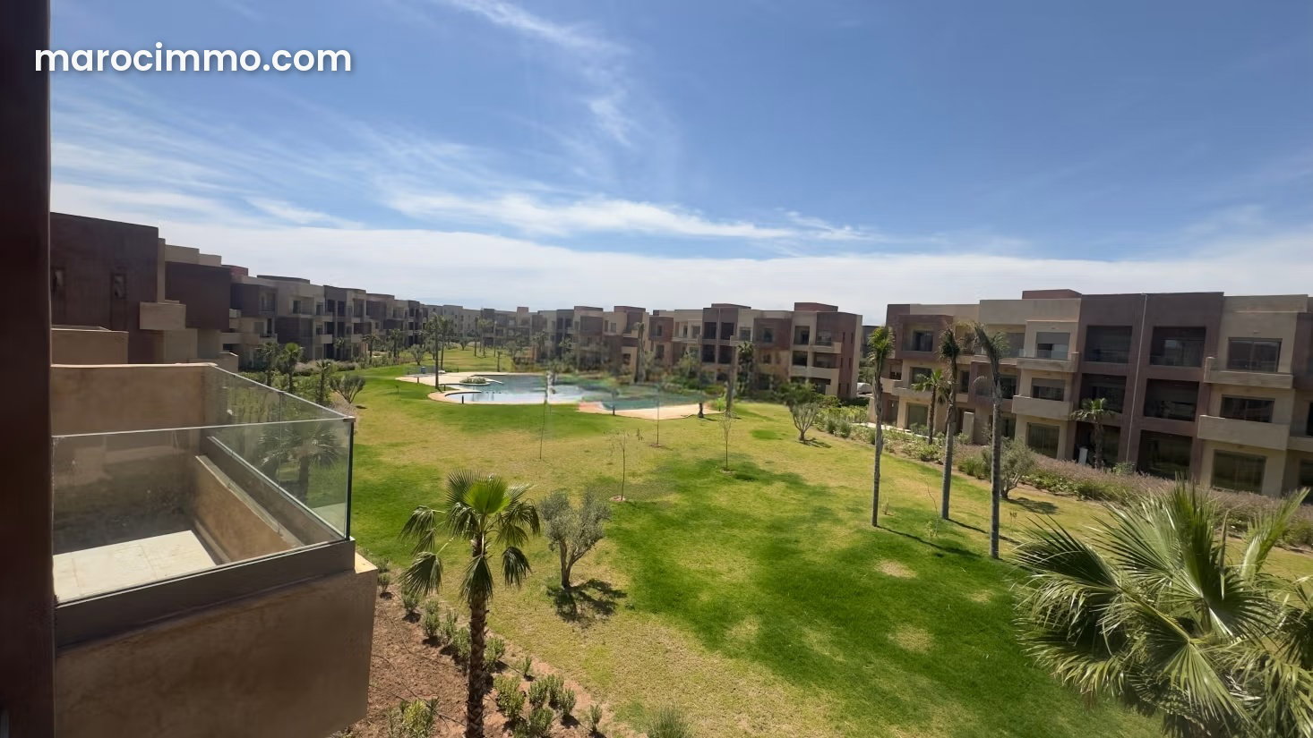 Appartement meublé avec piscine à louer à Marrakech Golf City — Marrakech