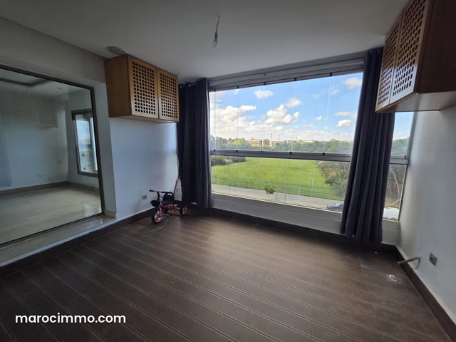 Beautiful apartment for rent in Casablanca Finance City. 3 bedrooms. With elevator and balcony — 2
