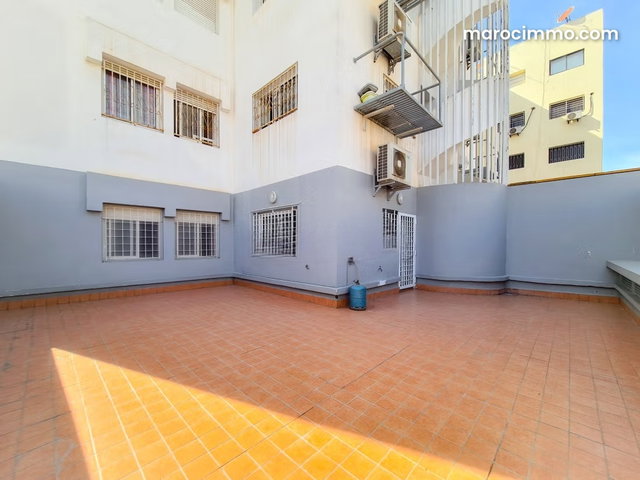 Maarif Extension 3 chambres vide ensoleillé — 2