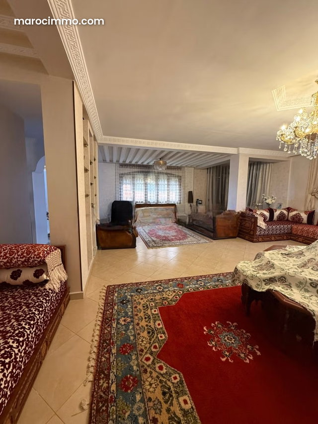 Villa en vente à Moujahidine — 2