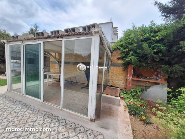 Villa avec piscine sur terrain 1000 m² — 4