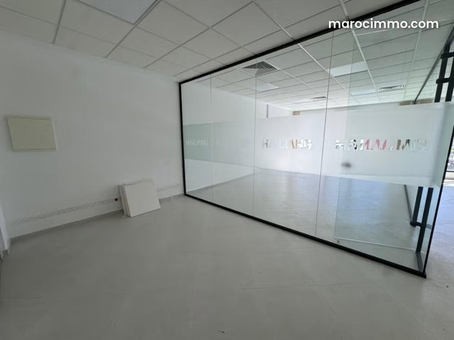 Bureau d'exception 83m² QUARTIER ADMINISTRATIF — 4