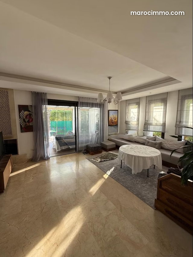 Vente d’une superbe villa sur plage des nations — 2