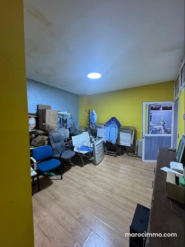 Bureaux à l'achat à Administratif. Surface de 114 m². Service de concierge et climatisation — 5