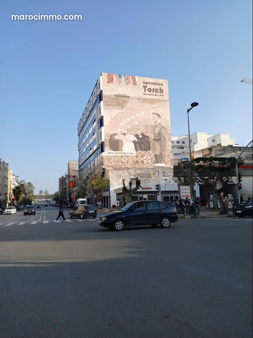 مساحة تجارية فسيحة للبيع بحي أنفا العليا في الدار البيضاء — الدار البيضاء