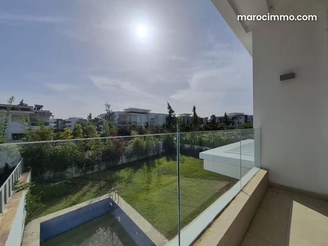 Sublime villa vide à louer sur Prestigia — بوسكورة