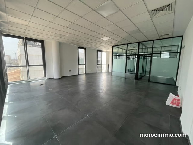 Office Space for Rent in Sidi Maarouf. 142 m² Area — 2