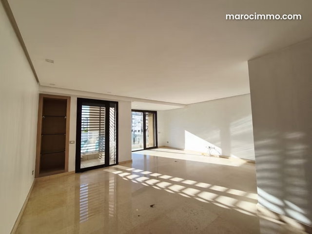 Grand appartement lumineux sans vis à vis — 2