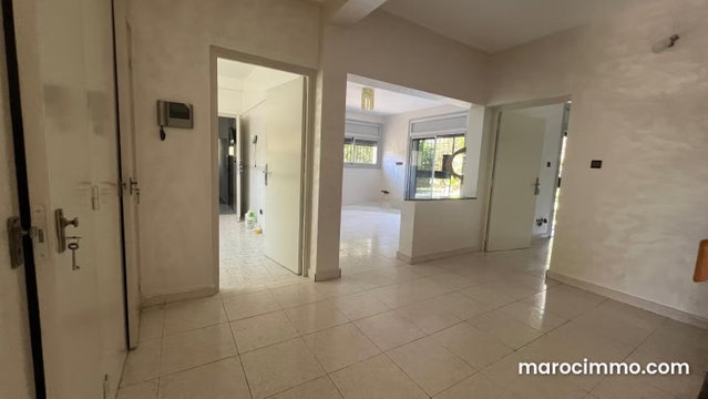 Somptueuse villa à louer à Souissi. 6 pièces. Garage — 3