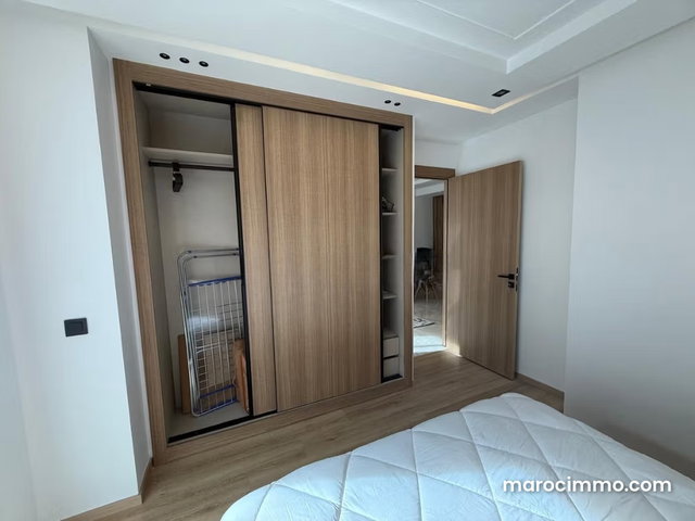 Superbe appartement à louer à Les Hôpitaux. Superficie 60 m². Bien meublé — 2