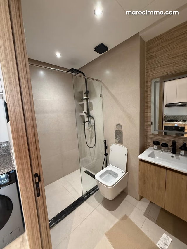 Superbe appartement à louer à Les Hôpitaux. Superficie 60 m². Bien meublé — 4