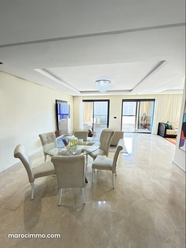 Très bel appartement en location à Ville Verte. 5 pièces confortables. Bien meublé — 2