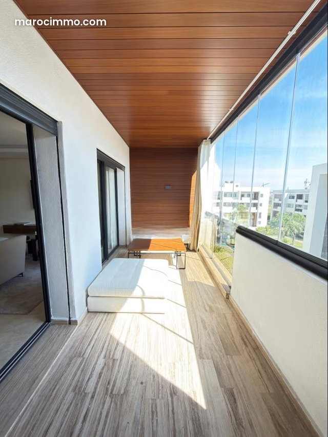 Très bel appartement en location à Ville Verte. 5 pièces confortables. Bien meublé — 5